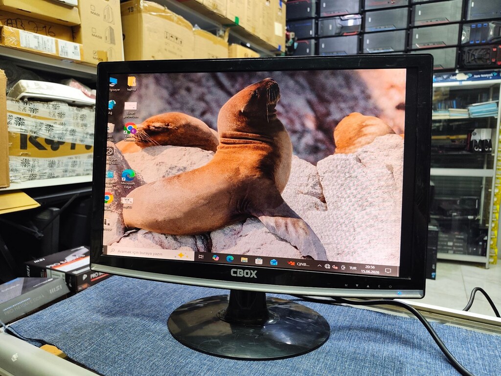 CBOX LCD EKRAN 19.0