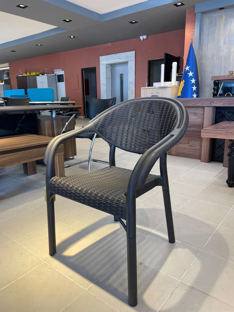 KLAS OFİS ÜSKÜDAR PLASTİK AYAKLI SANDALYE SIFIR ÜRÜN - 3