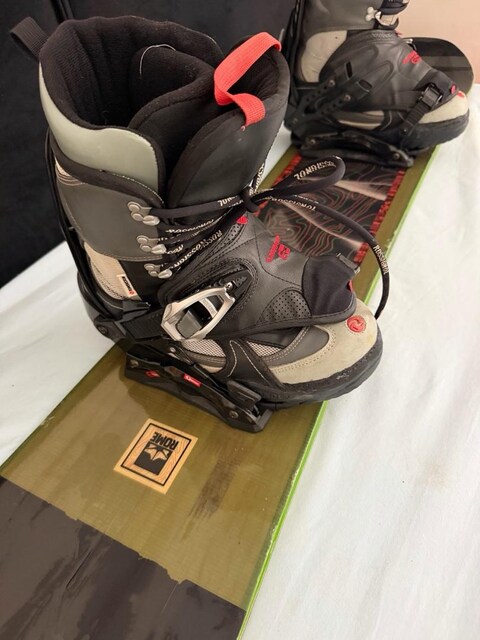 Rome Snowboard 151 cm + Drake Two Bağlama + Rossignol Bot 43.5 | Kompl