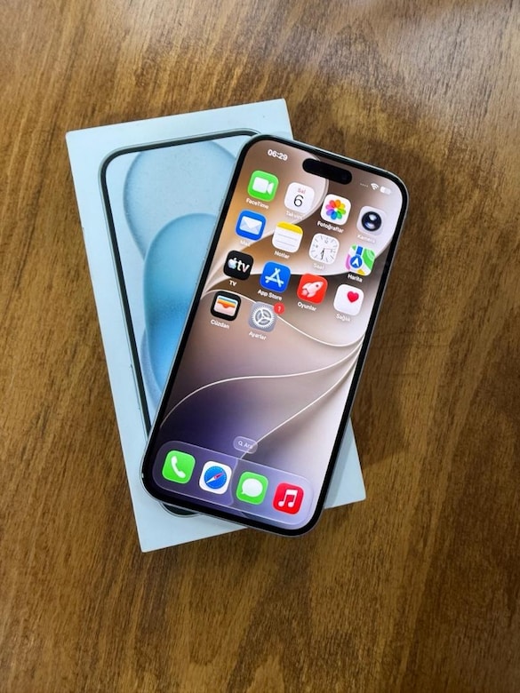 İPHONE 15 MAVİ 128 GB 10 AY APPLE TÜRKİYE GARANTİLİ PİL 86 TERTEMİZ - 12