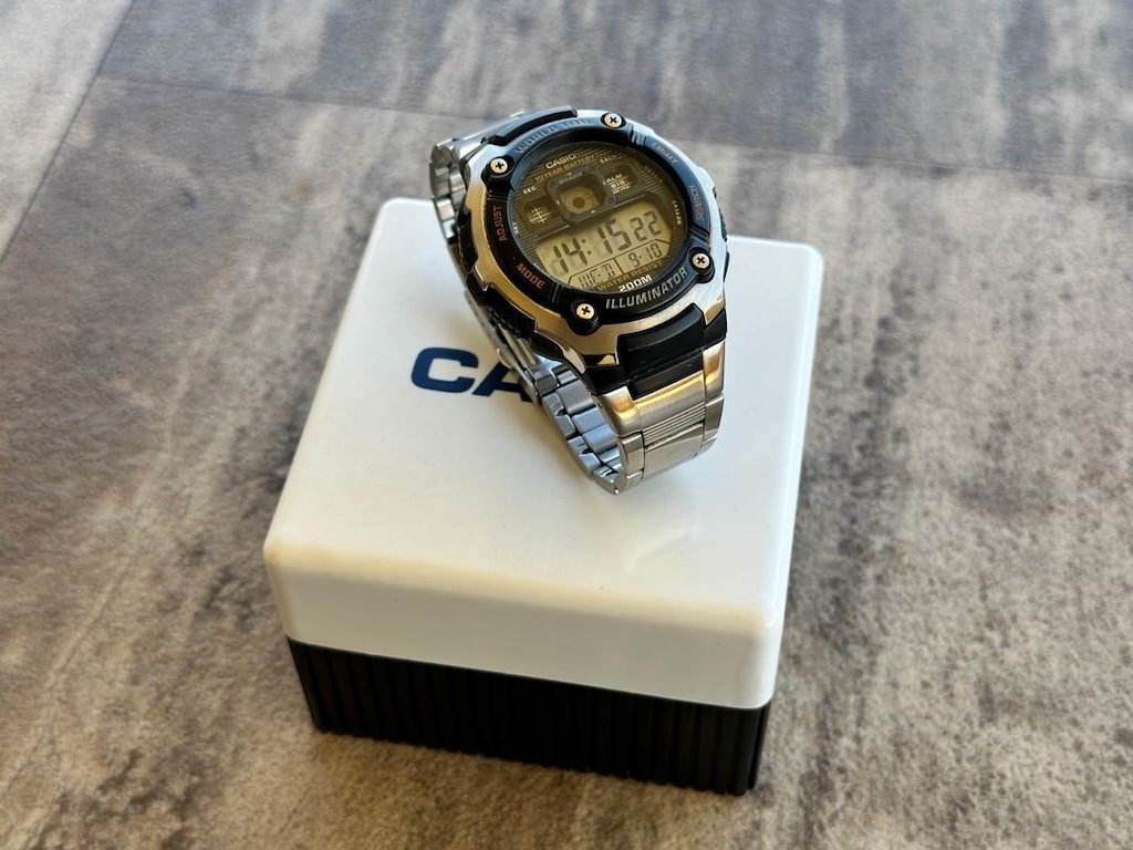 Casio AE 2000 WD Kol Saati Tertemiz Kutulu - 3