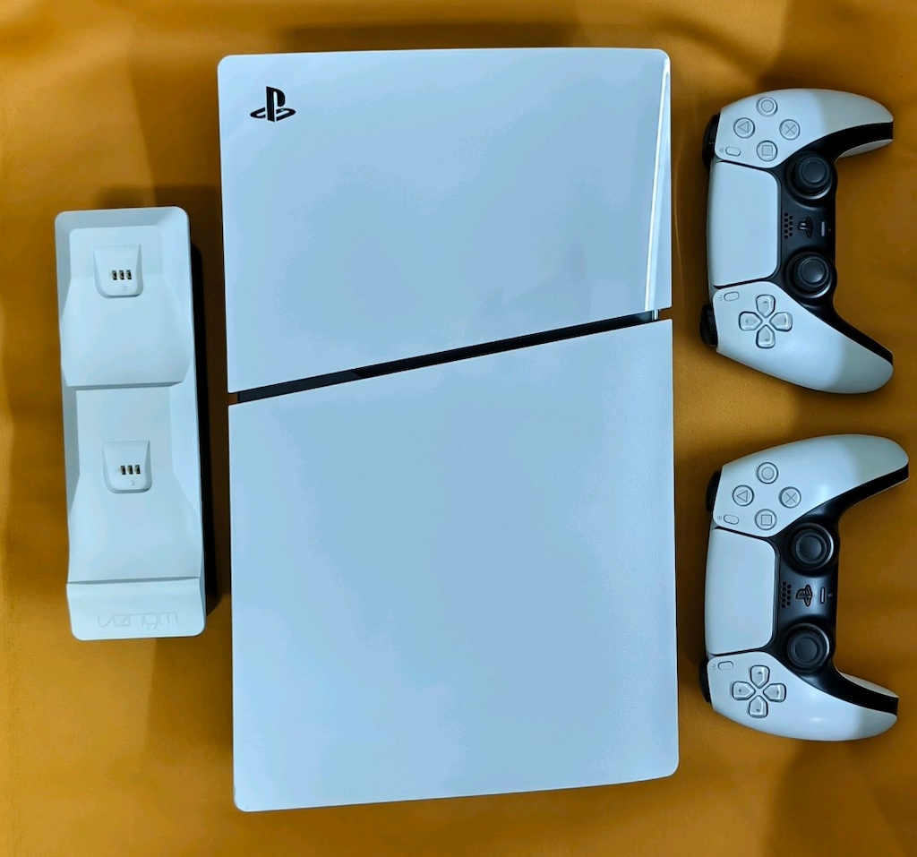 PlayStation 5 Slim Digital 1 TB. - 2