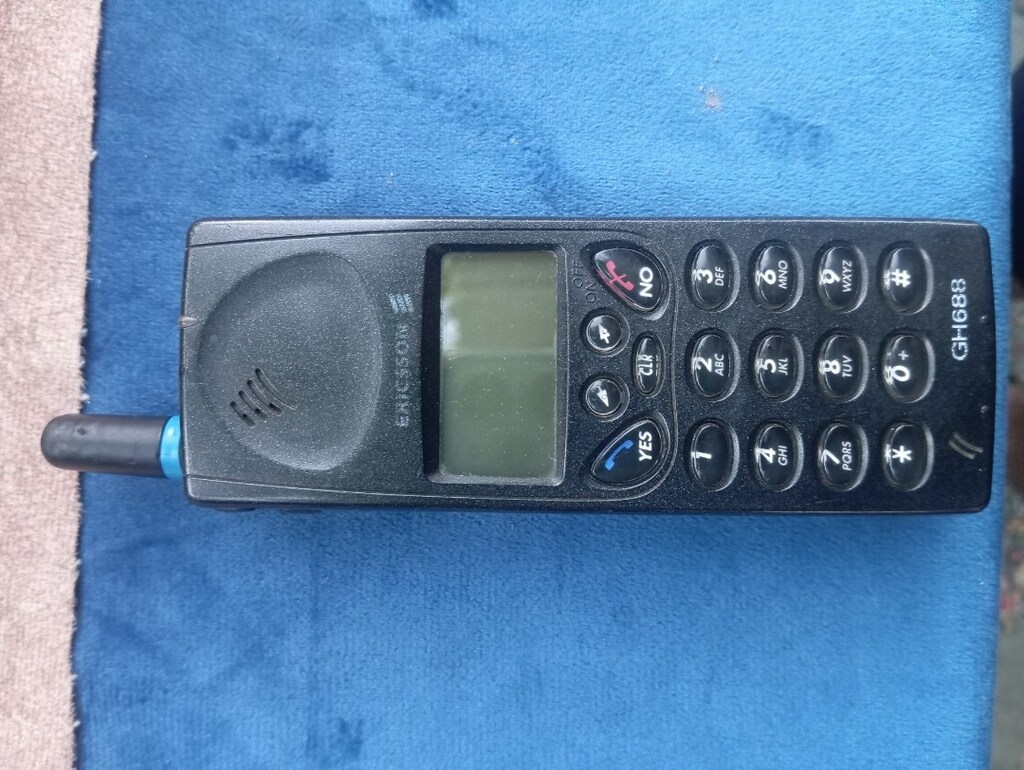 Sony ericson 688 - 2