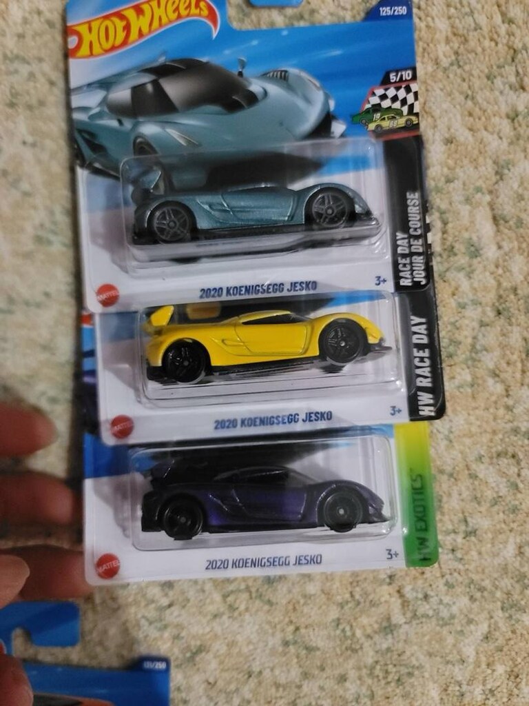 Hotwheels - 4