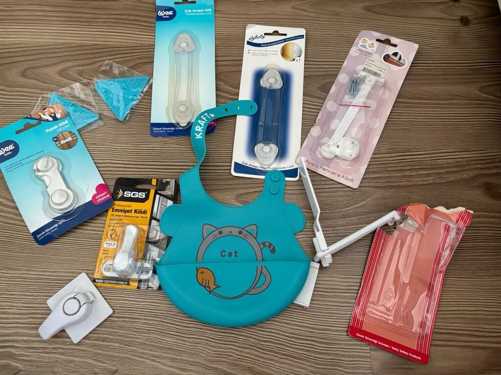 çok amaçlı kilitler/bebek mama önlüğü /