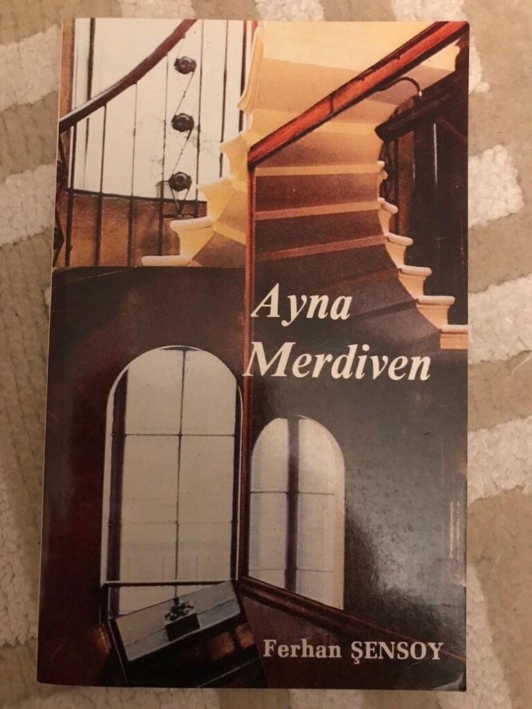 Ayna Merdiven / Ferhan Şensoy (İmzalı) - 2