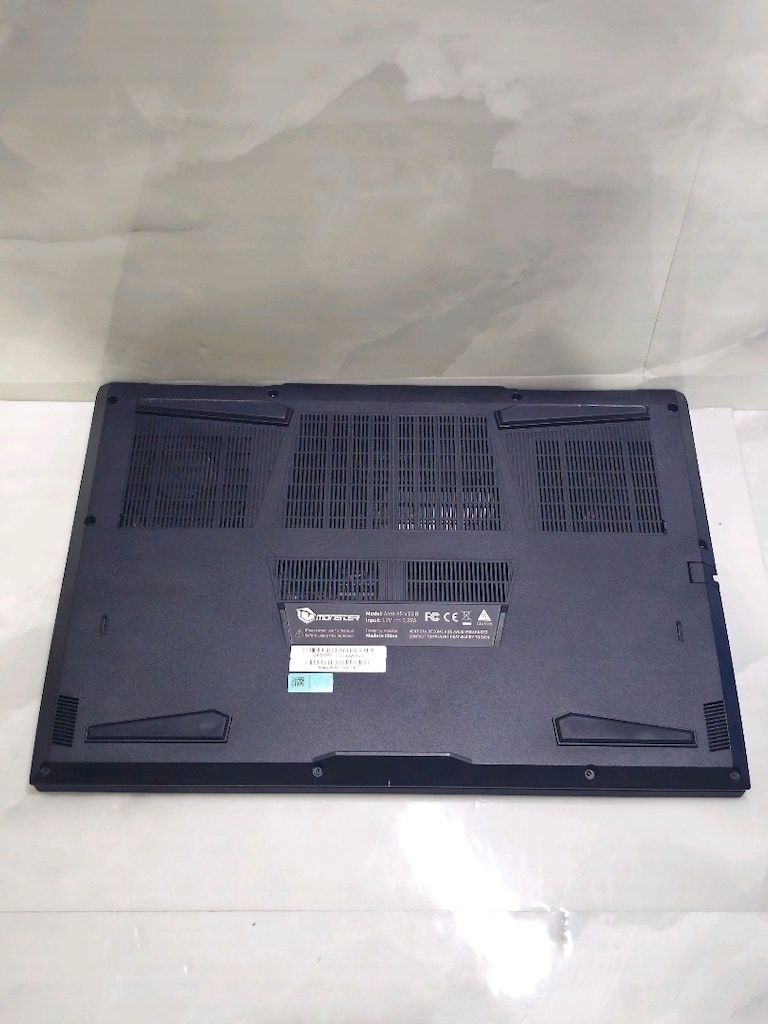 Monster Abra A5 V15.8 i7 10750H GTX 1650 Ti 16GB Ram 256GB SSD - 5