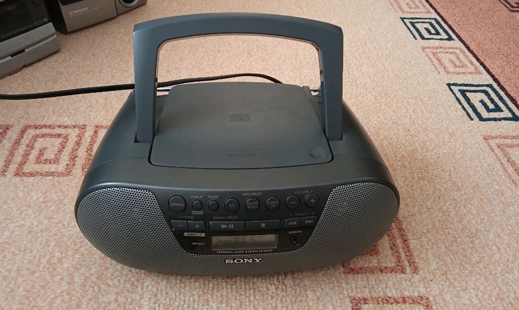 Sony marka radyolu, cd çalarlı müzik seti - 5