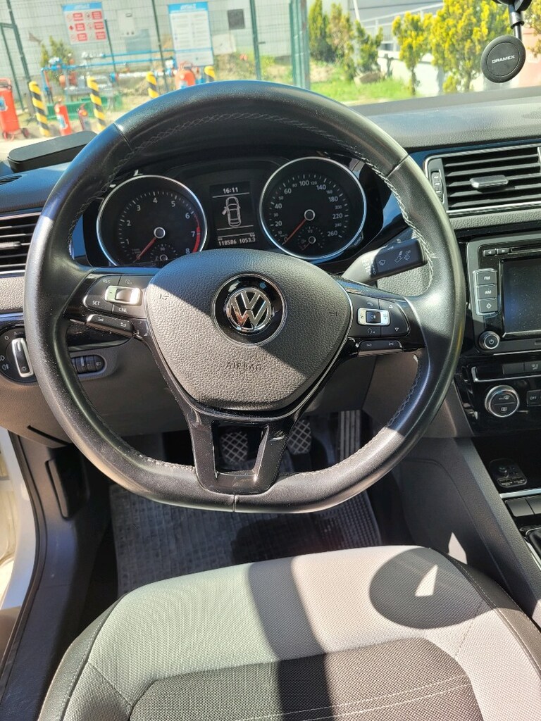 2015 değişensiz boyasız jetta - 9