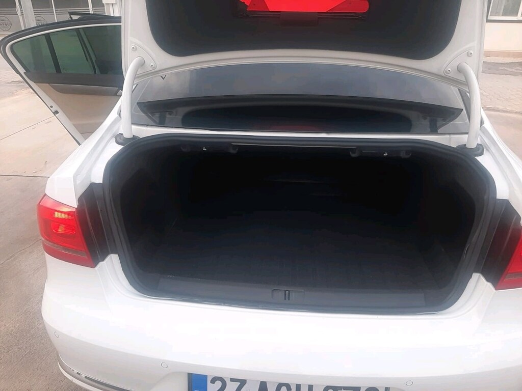 2014 DİZEL DSG-BEJ-CAM TVN PASSAT - 17