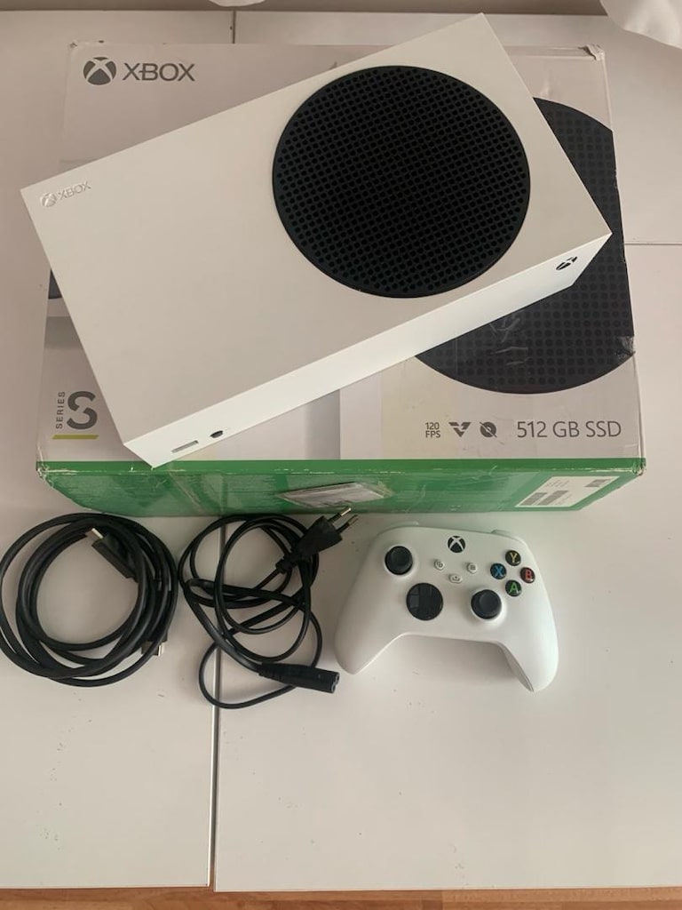 Xbox Series S 512 Gb Sdd Full Kutulu Tek Kol 2021 üretim tarihli - 2