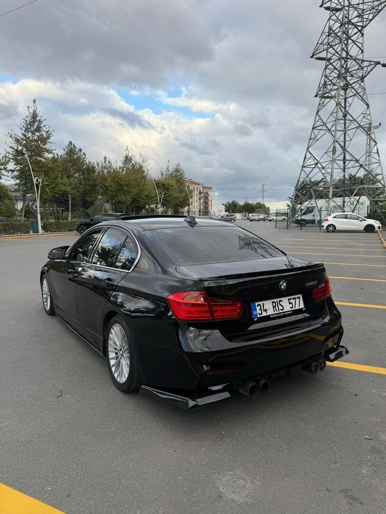 BMW 320i - 2