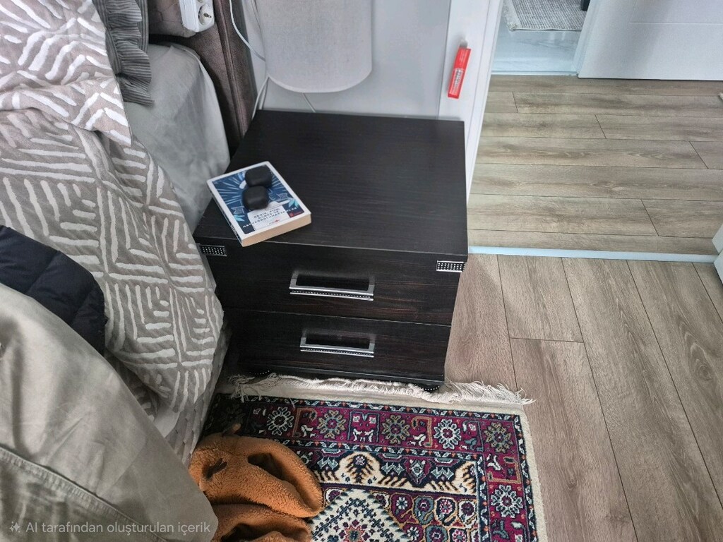 3 kapılı sürgülü gardırop (orta kapak aynalı) Aynalı şifonyer 2 adet - 2