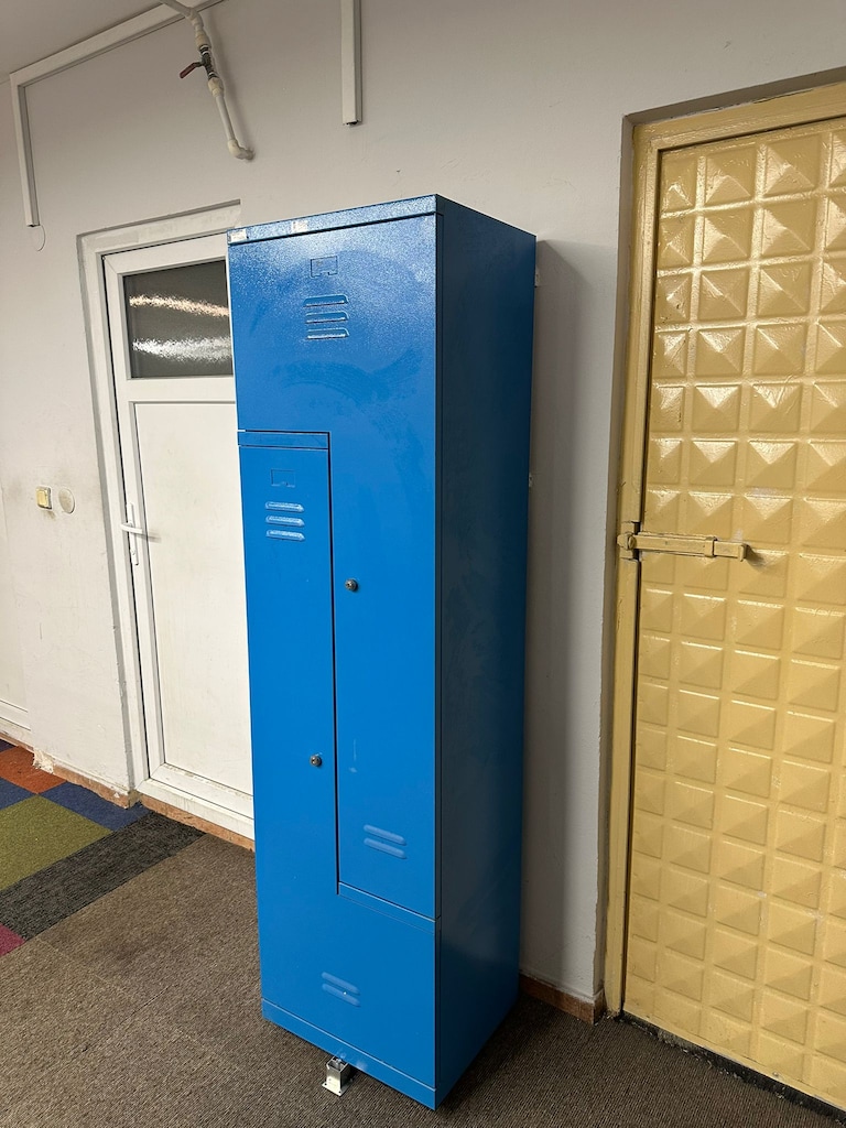 KLAS OFİS ÜSKÜDAR 50x40x185 MAVİ METAL SOYUNMA DOLABI - 3