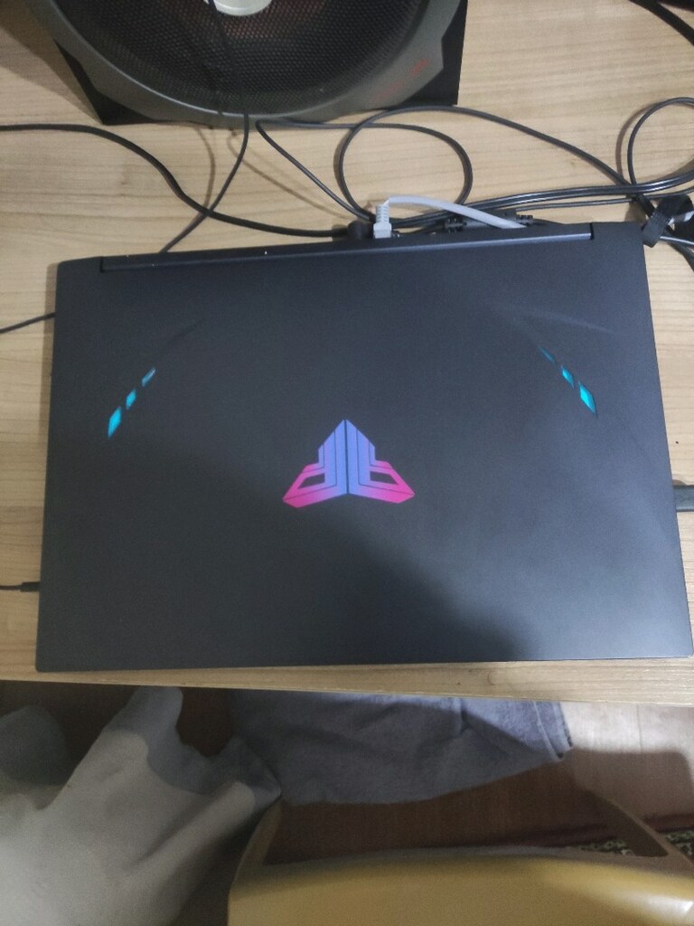 Quantum magic oyuncu laptop - 5