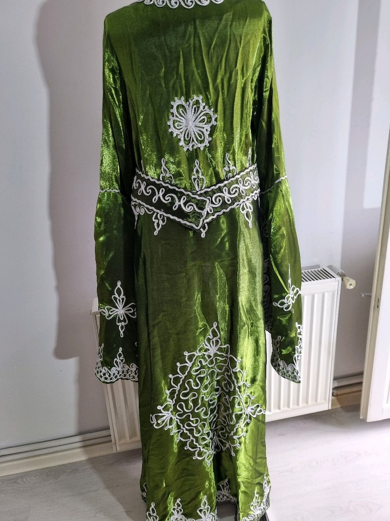 Yeşil İşlemeli Kuşaklı Kaftan - 5