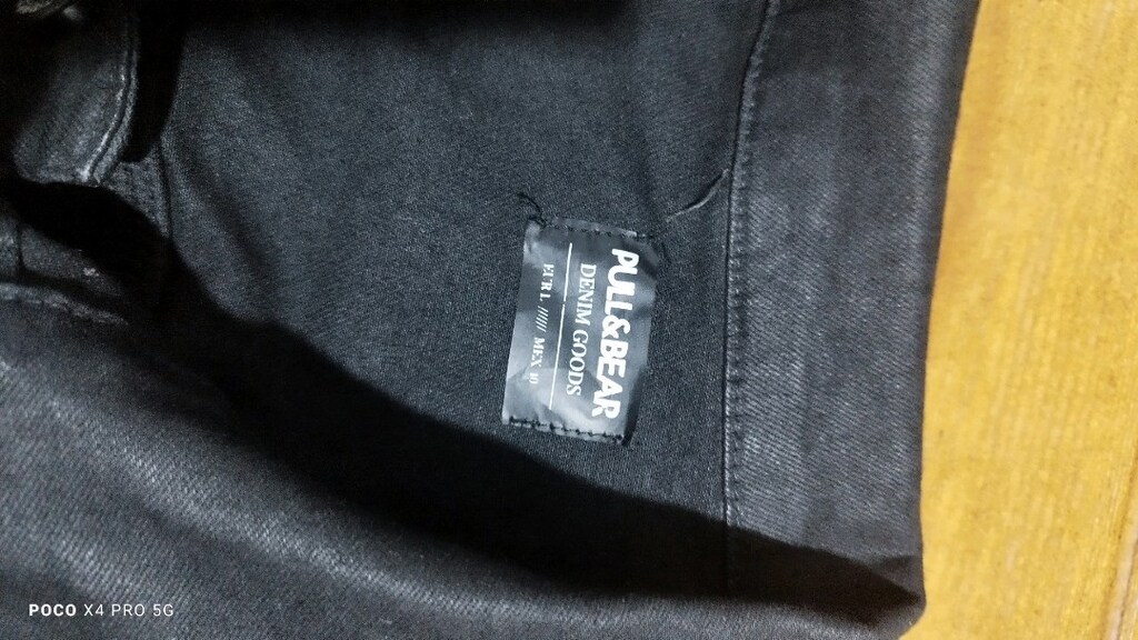 #Pull&Bear parlak rugan kot ceket mont.Mağazasında 2500 TLdir. - 4