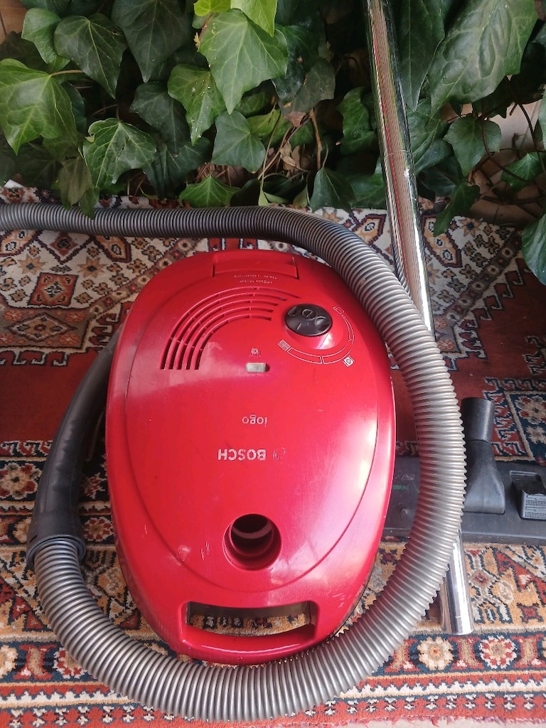 ORJİNAL ALMAN MALI BOSCH MARKA ELEKTRİKLİ SÜPÜRGE GÜÇLÜ KALİTELİ - 3