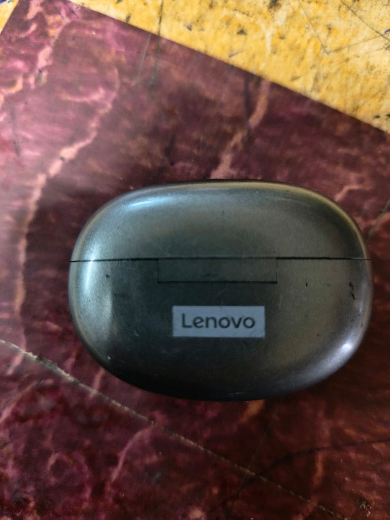 Lenovo markalı Bluetooth kulaklık