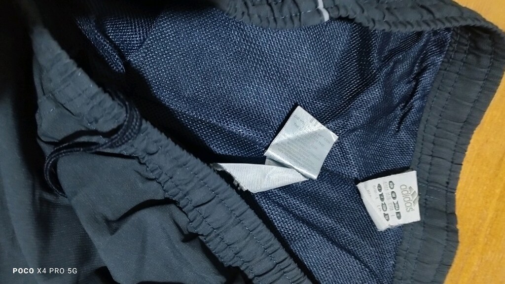 #Adidas eşofmanEni çekilince 53 Boyu 108Piyasası çok pahalıdır. - 5