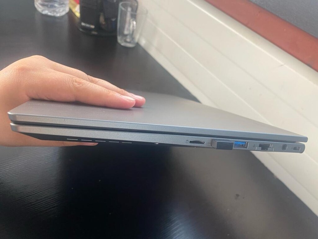 CASPER Nirvana X600 Ryzen5-7430U 16GB 1TB SSD 15.6" Freedos Laptop - 2