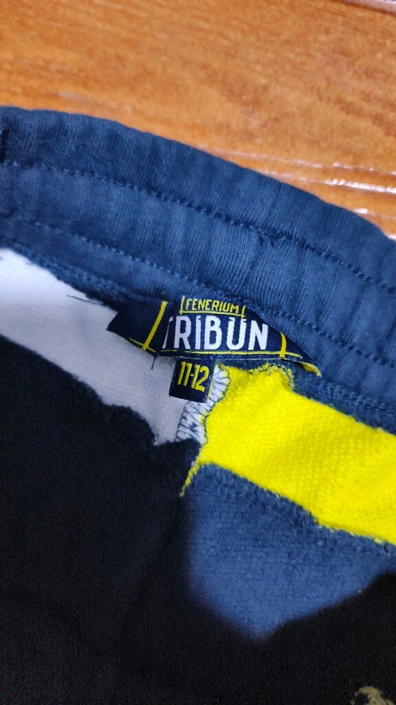 #Çocuk eşofman..#Fenerium..Yetişkinler de giyer...Çokça eşıfman var.. - 4