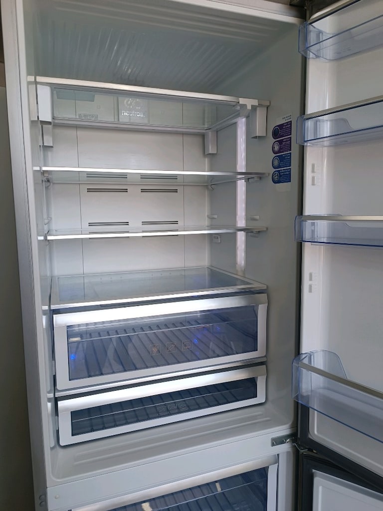 Beko Gri Alttan Donduruculu 580 Litre Nofrost Buzdolabı - 11