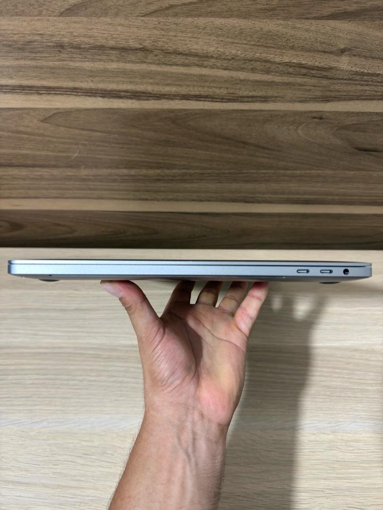 MacBook Pro / i7 / 16 inç / 16 GB Ram / 512 GB Ssd - 8