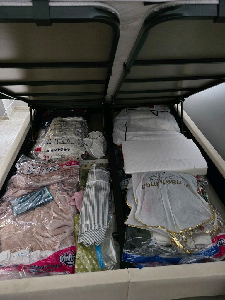 Yataş Bazalı ve Ayaklı Yatak 160*200 ve Yataş BlueStar Minderi+ Başlık - 7