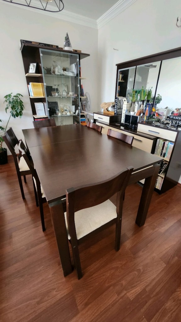Yemek masasi ve 6 sandalye - 2