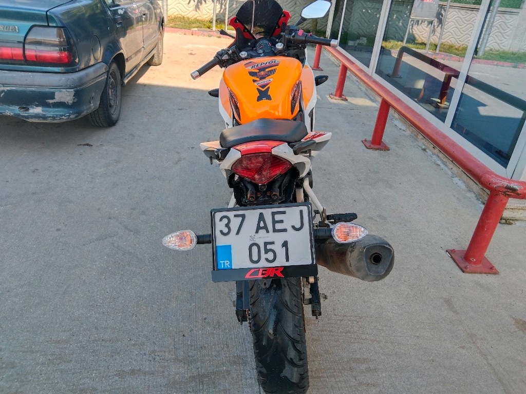 Honda CBR 250 r repsol sorunsuz - 6