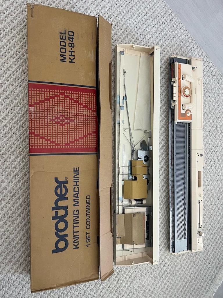 BROTHER DİKİŞ MAKİNESİ MODEL KH-840 - 2