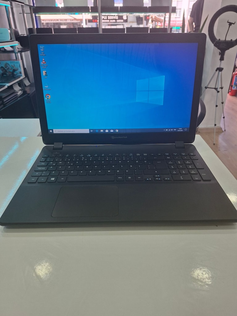 PACKARD BELL TG71 INTEL CELERON N2840 8GB DDR3 RAM 120GB SSD 15.6" HD - 4