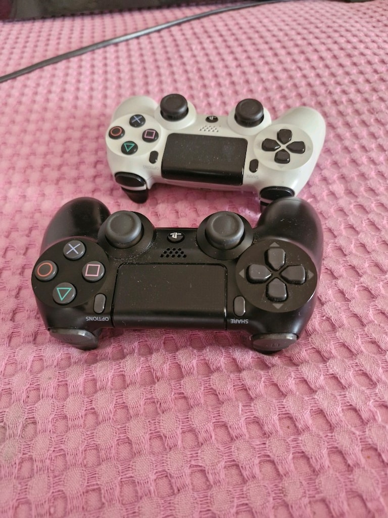 UYGUNA GELEN ALIR PS4 (açıklamayı okuyun) - 4