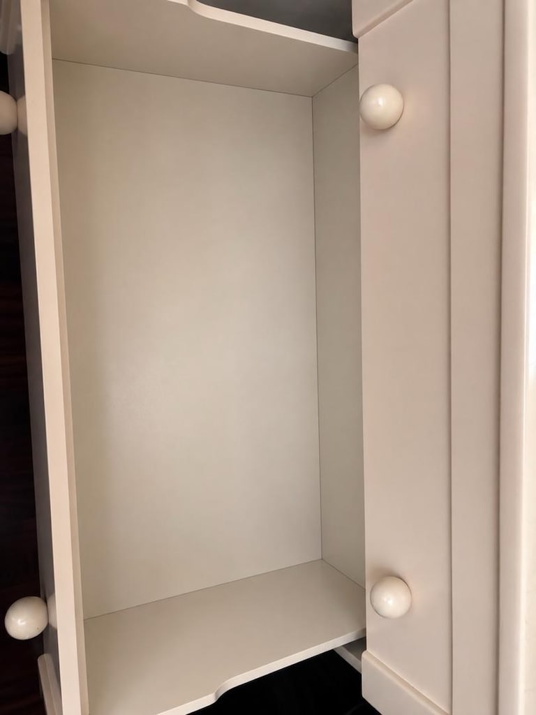 Kız Çocuk Odası Takımı – 3 Kapaklı Dolap + 4 Çekmeceli Şifonyer - 11