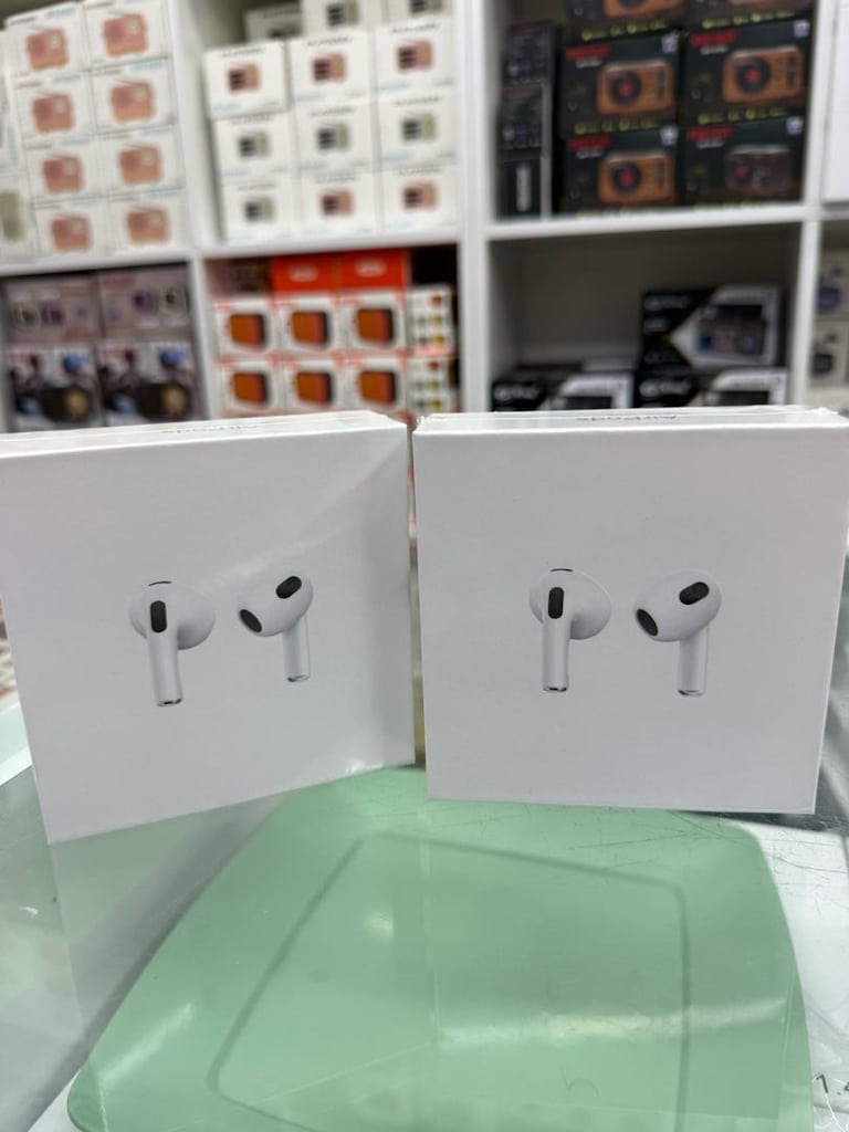 Apple Airpods 3.Nesil Kablosuz Kulaklık - 3