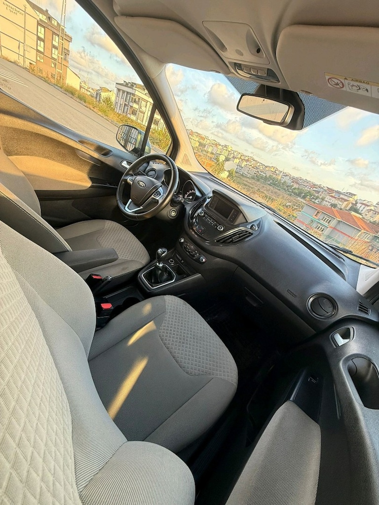SAHİBİNDEN TEMİZ BAKIMLI 2023 FORD TOURNEO COURIER - 12