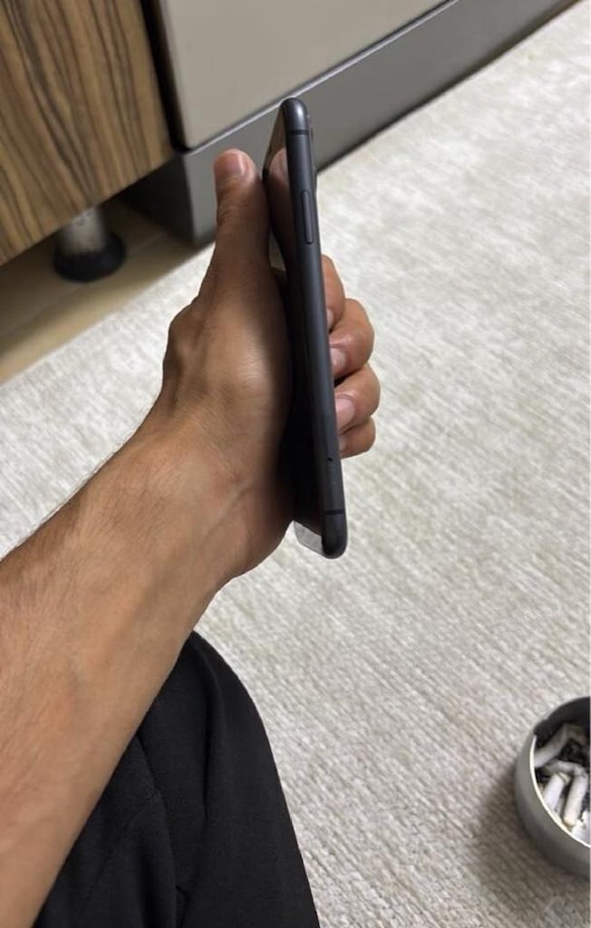 iPhone 11 64 GB - 6