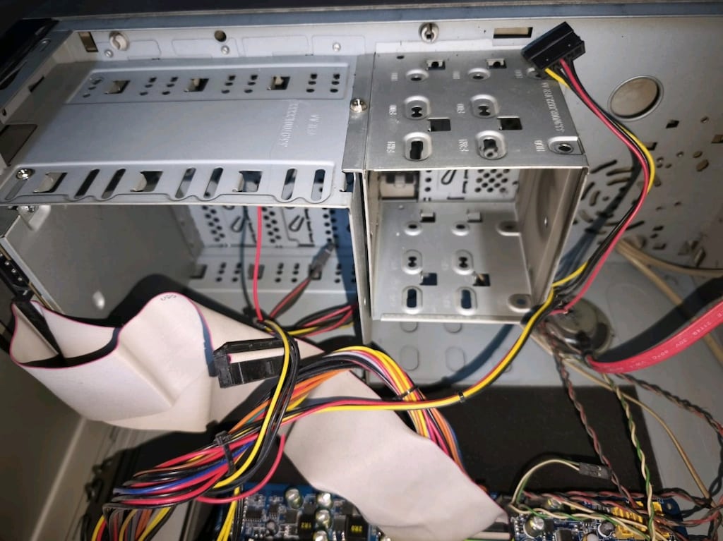 bilgisayar 5 kasa 1 monitör ve klavye - 12