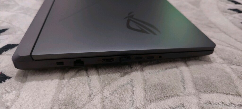 Asus ROG Strix G615 | Ultra 7 255HX | RTX 5070Ti | 16GB RAM - 7