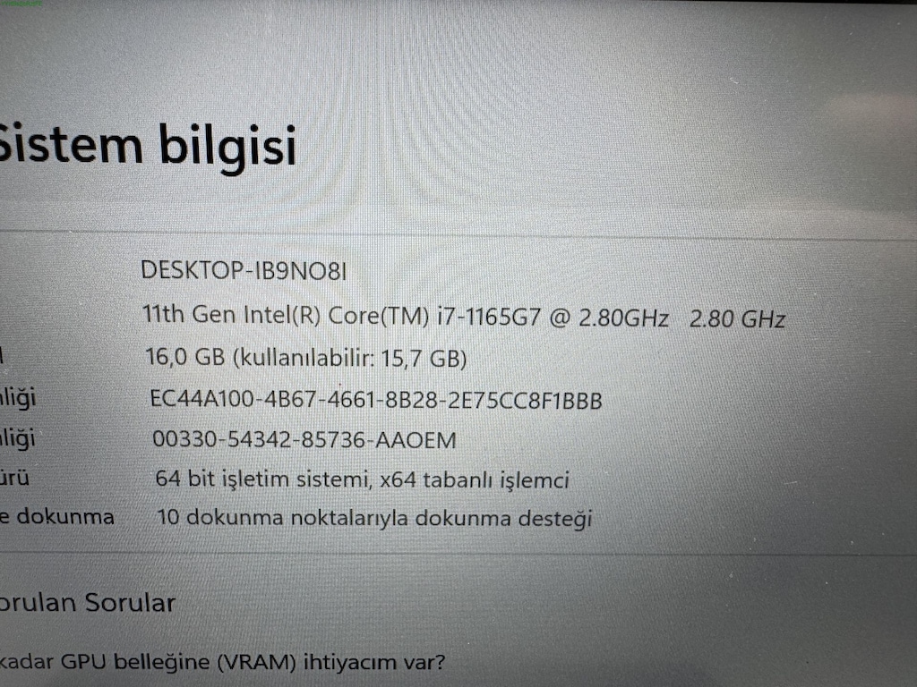 THİNKPAD T14S İ7 11. NESİL 16 GB RAM 256 M2SSD DOKUNMATİK - 5
