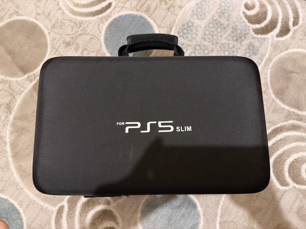 Ps5 slim kasa + cd + seyahat çantası - 8