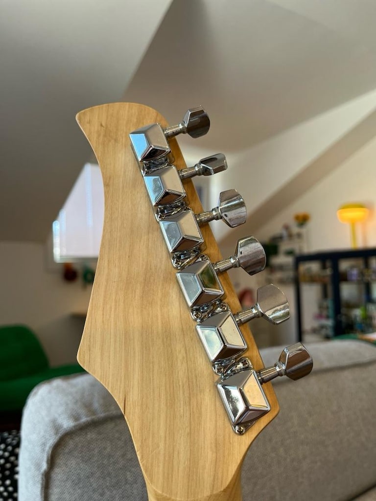 FULL SET MUSIC STATION SSS STRAT ELEKTRO GİTAR + MİDEX 25BTU AMFİ - 8