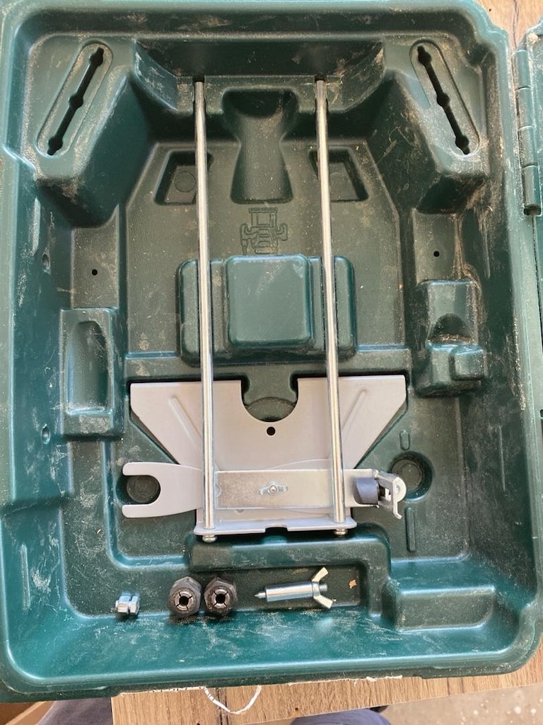 BOSCH POF 1400 ACE Freze + 15 Parça Profesyonel Uç Seti - 2