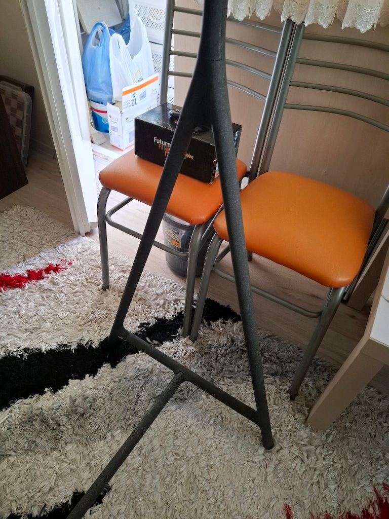 tekerlekli elbise askılığı - 3