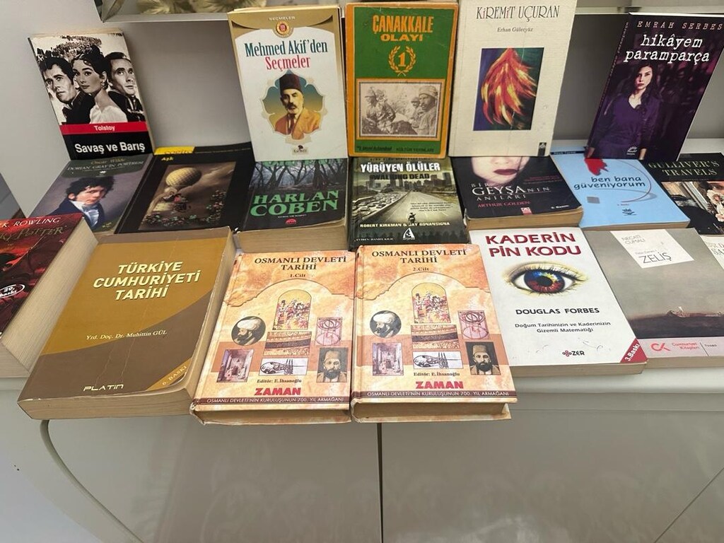 Kitaplar tek tek seçebilirsiniz hepsinin fiyatı farklı fiyat temsilidi - 7
