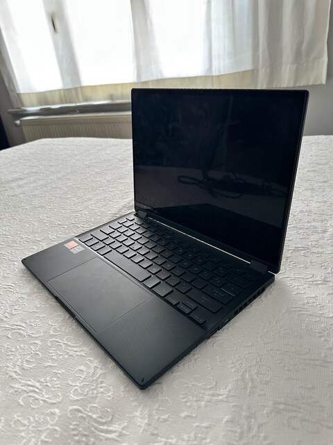 ASUS ROG Flow X13 GV302XA 512 GB 13.4inc Dokunmatik Ekran Oyun Laptopu