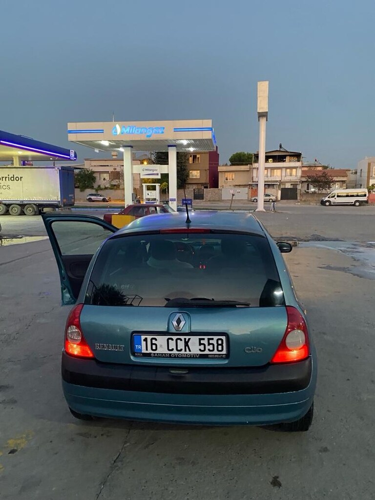 renault clio 1.2 16v - 7