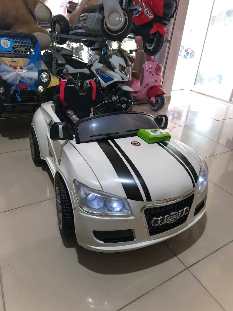 HER BÜTÇEYE UYGUN 12 VOLT 2 MOTOR KUMANDALI AKÜLÜ ARABALAR - 3