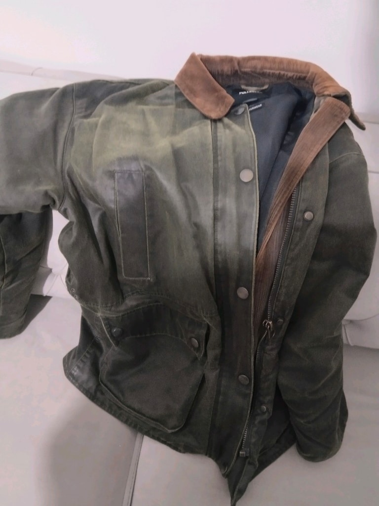 BARBOUR CEKET PULL AND BEAR MARKA